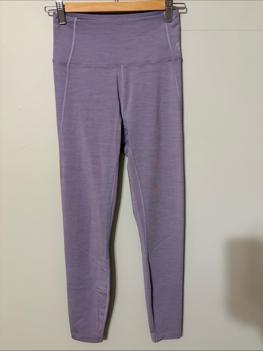 allbirds Lavender High-Waist Leggings. Size small